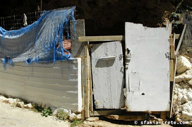 Photo report of a trip around Sfakia, Crete, May 2006